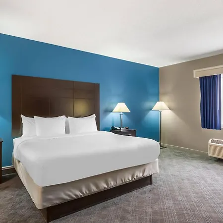 Comfort Inn & Suites Mundelein-Vernon Hills-2