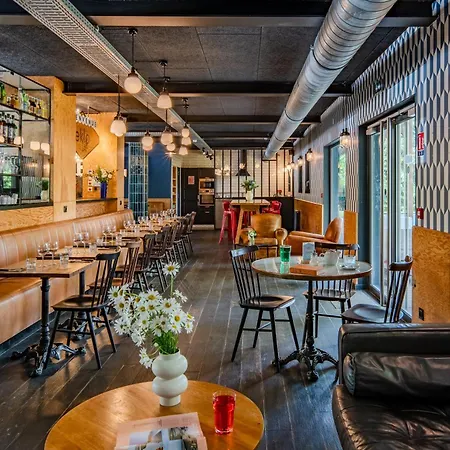 Eklo Hotels Lille-2