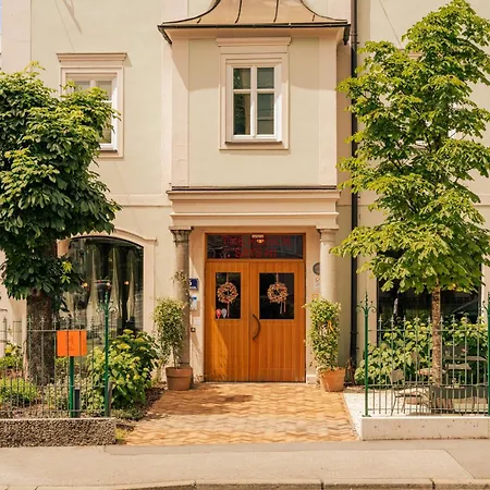 Hotel zum Hirschen Salzburg-3