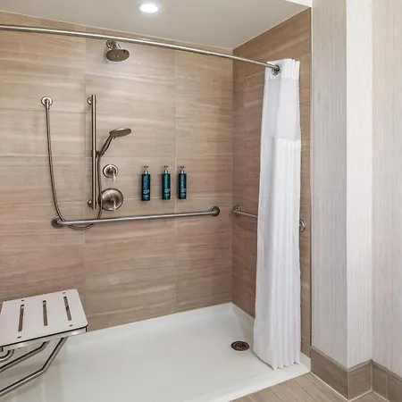 Doubletree By Hilton Hotel Burlington Vermont-3