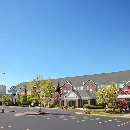 Hilton Garden Inn Milwaukee Northwest Conference Center-3