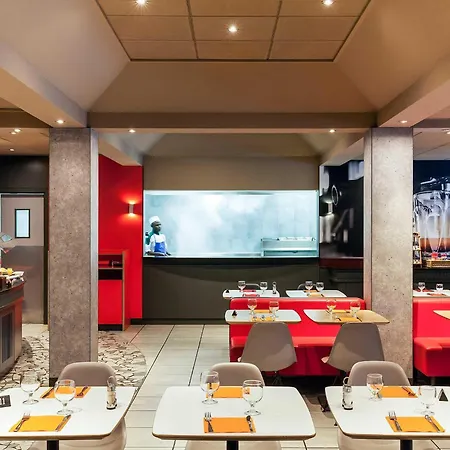 Ibis Douala-2