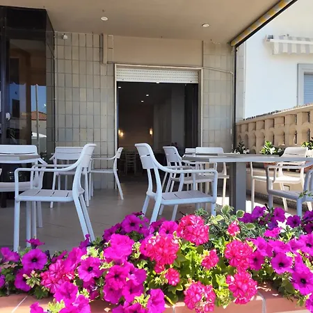 Hotel La Vela-2
