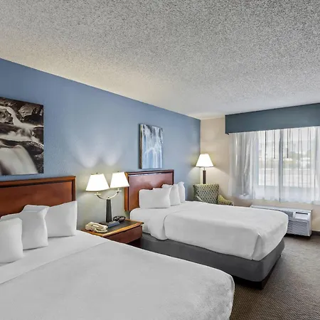 Rodeway Inn-3
