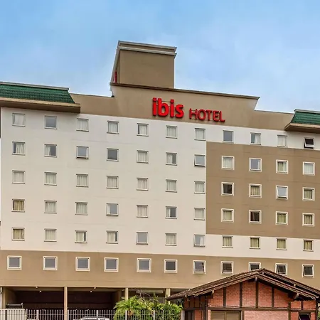 Ibis Blumenau-3