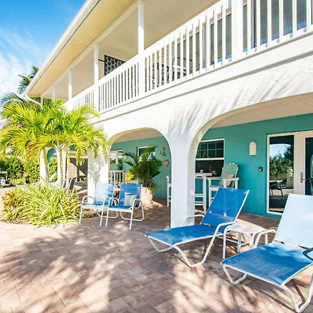 Escape Coastal Resort On Casey Key-3