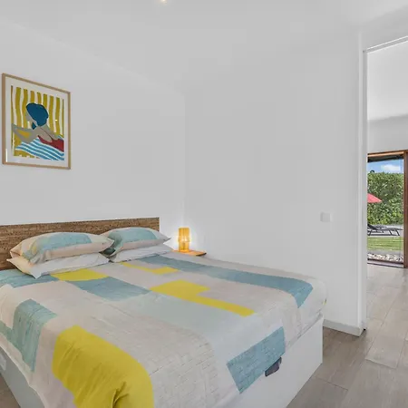 Flamboyant Boutique B&B-3