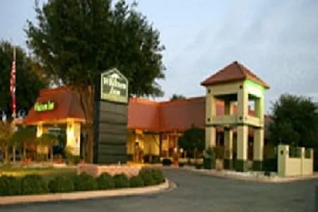 Whitten Inn University-2