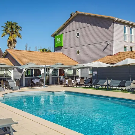 ibis Styles Aubagne Gemenos-3