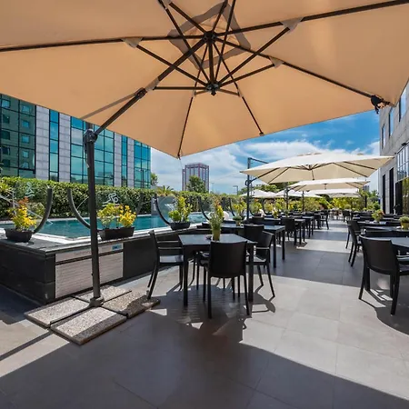 iH Hotels Milano Lorenteggio-3