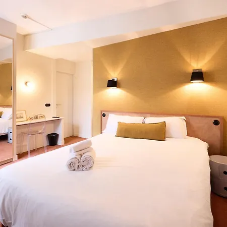 Hôtel Henri IV-2