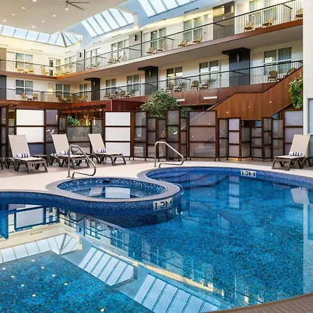 Delta Hotels By Marriott Calgary South-3