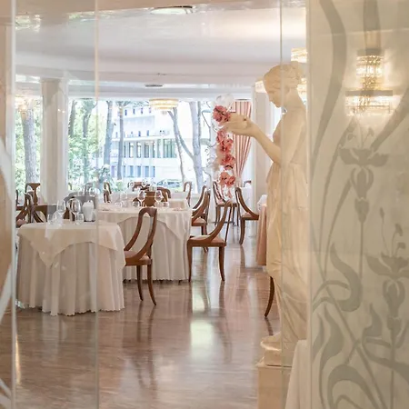 Hotel Globus-3