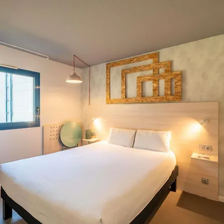 greet Hotel Bordeaux Aeroport-3
