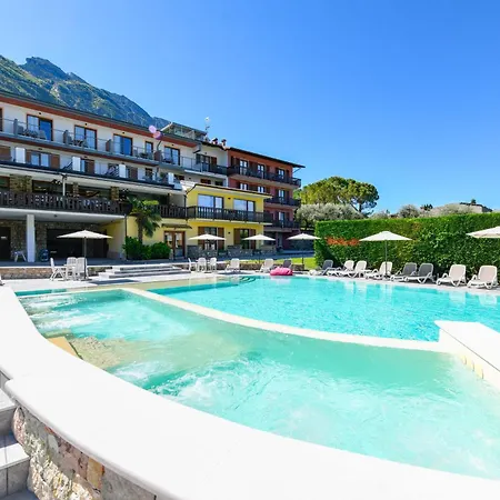 Park Hotel Val Di Monte ***S-2