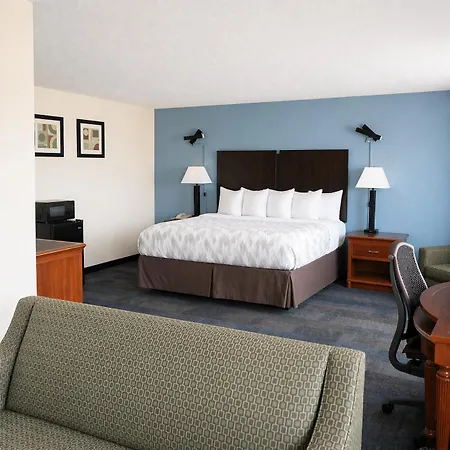Americas Best Value Inn Phenix City-3