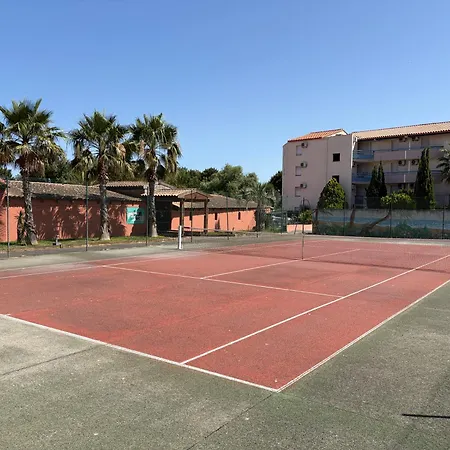 T3 duplex malibu village pass piscine en supplément 2 a 8 personnes-2