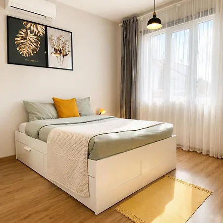 Orange Vibes Guest House-2
