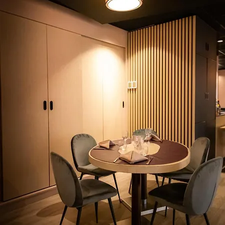 Kyriad Hotel Nevers Centre-3