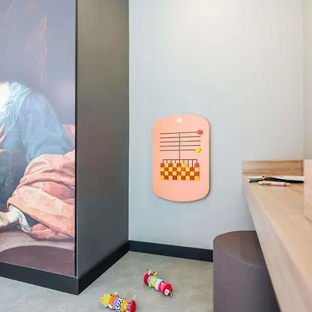 ibis Styles Le Mans Gare Sud-2