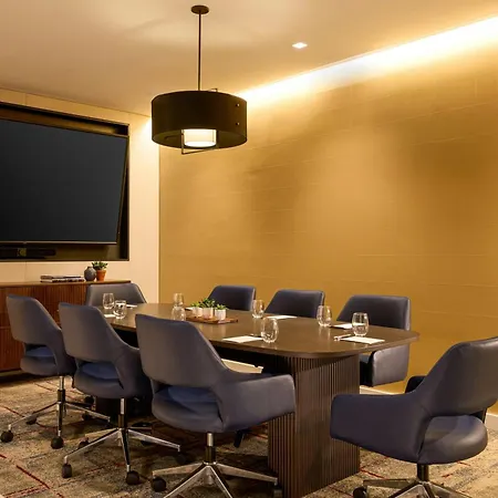 Sheraton Philadelphia University City Hotel-3