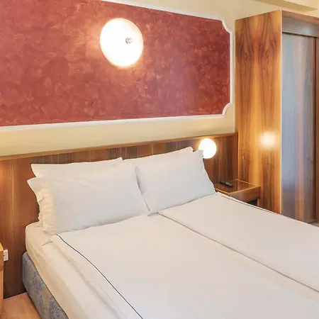 Park Hotel Jolanda-2