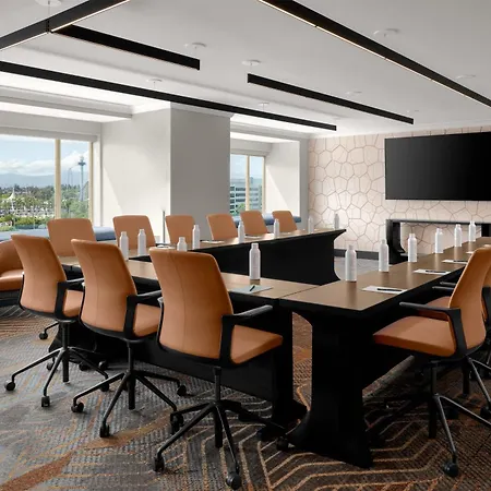 Hilton Santa Clara - Newly Renovated-3
