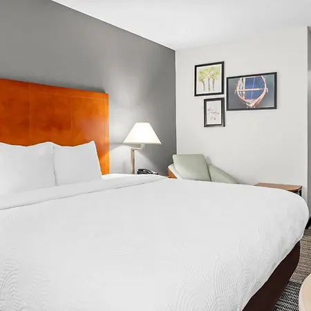 Country Inn & Suites By Radisson, Muskegon, Mi-3
