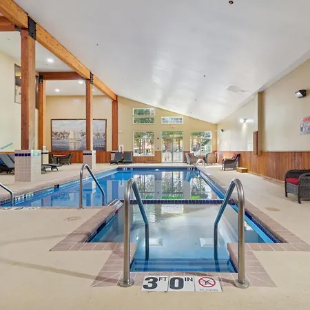 Wyndham Garden Madison Fitchburg-3
