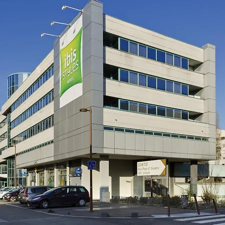 ibis Styles Massy Opéra-2