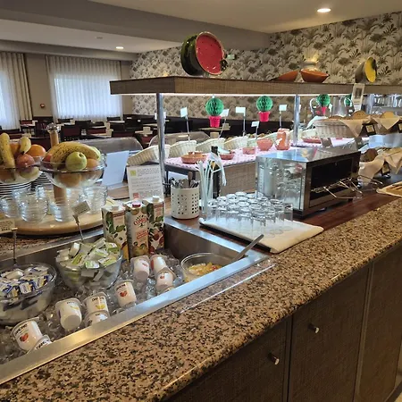 Hotel Feira Pedra Bela-2