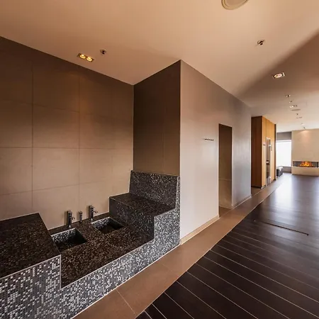 Van der Valk Airporthotel Düsseldorf-3