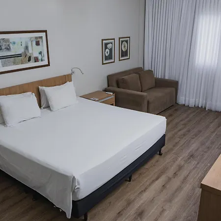 Comfort Suites Flamboyant Goiânia-3
