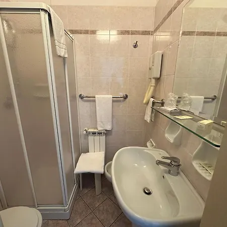 Hotel Ambasciatori-3