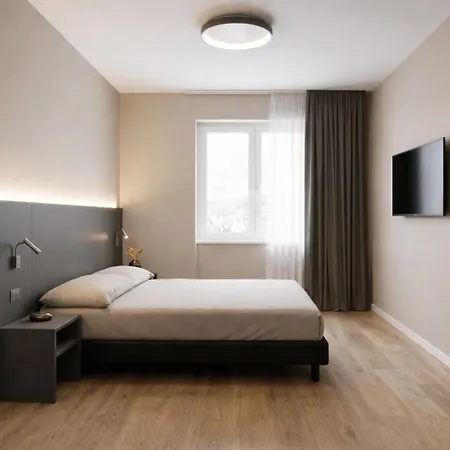 Hotel Myriam-2
