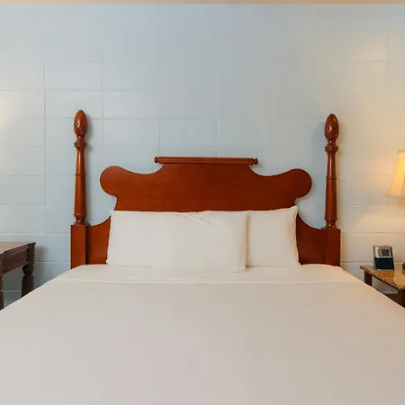 Waikiki Heritage Hotel-2