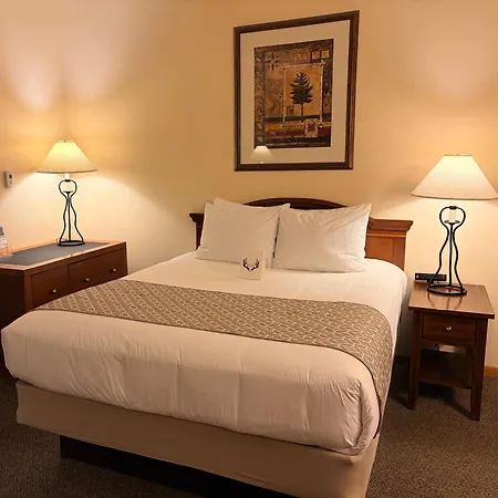 Whitetail Creek Resort-2