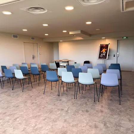 Ibis Lunel Petite Camargue-3