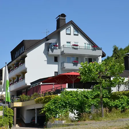 Flair Hotel Am Rosenhuegel - Garni-3