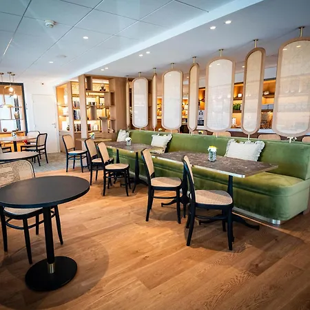 Kyriad Le Mans Est-3