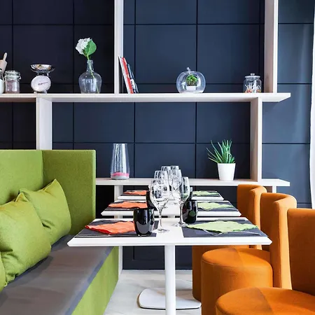 Novotel Tours Centre Gare-3
