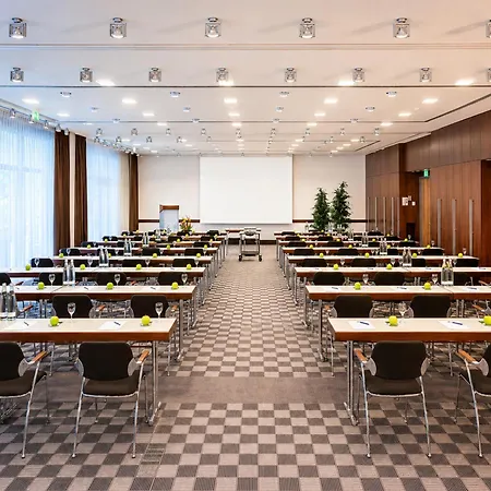 Dorint An der Kongresshalle Augsburg by Sunday Hotels-3