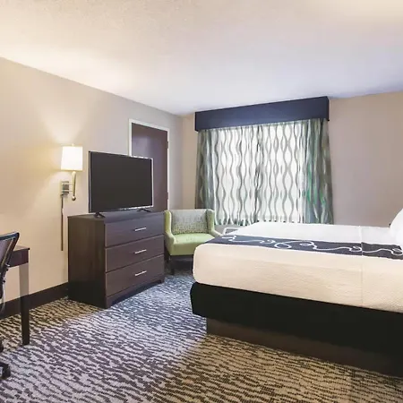 Comfort Inn & Suites Clearwater South-2