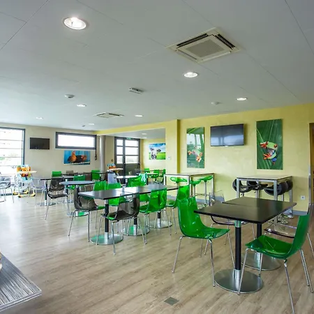 Hôtel Ibis Styles Bourges - Piscine extérieure chauffée - Restaurants à proximité-2