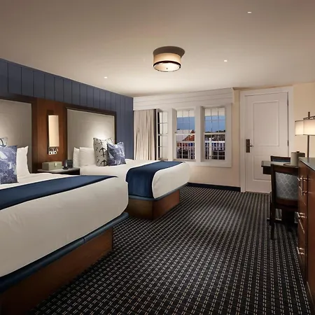 Hyannis Harbor Hotel (Adults Only)-2