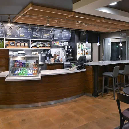 Courtyard By Marriott Charlotte Matthews-3