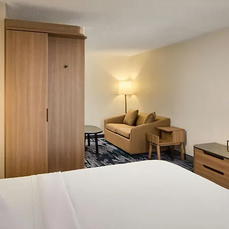 Fairfield Inn & Suites Cleveland Avon-2