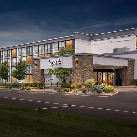 Spark By Hilton Akron Fairlawn-3