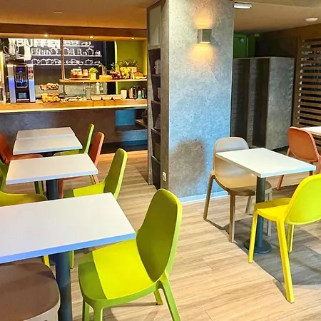 Ibis Budget Granville-3