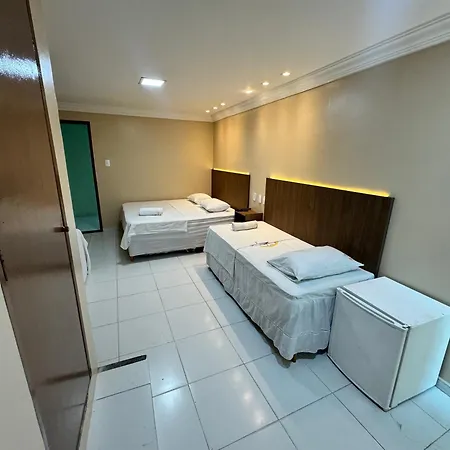 Hotel Luar De Itapua-2